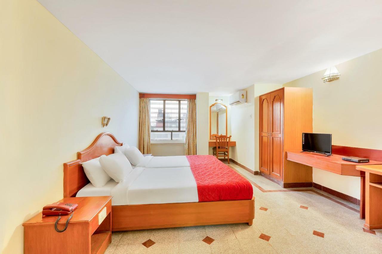 Oyo 10534 Hotel Kanishka Bangalore Eksteriør billede