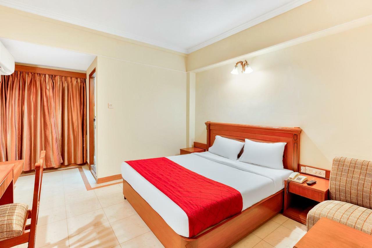 Oyo 10534 Hotel Kanishka Bangalore Eksteriør billede