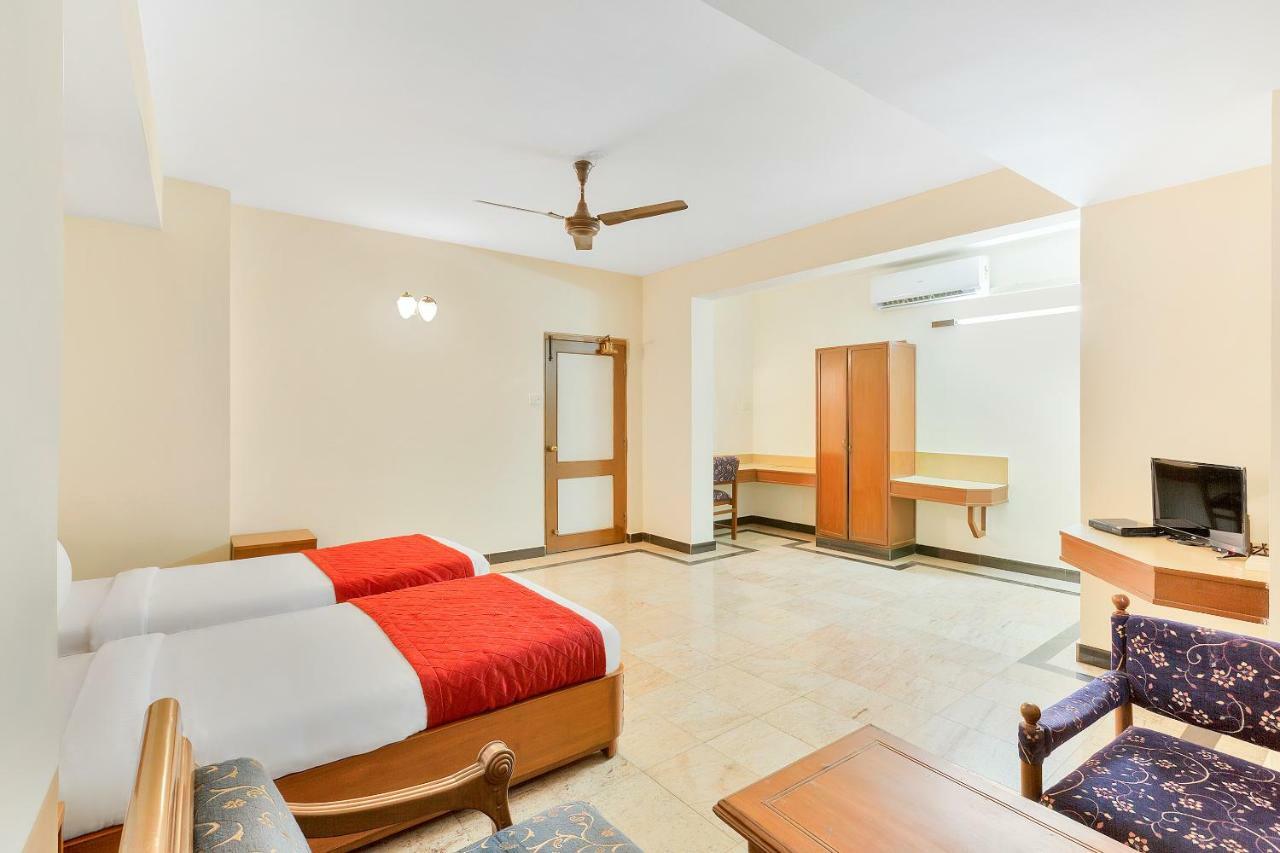 Oyo 10534 Hotel Kanishka Bangalore Eksteriør billede